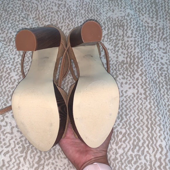 Platform heels - Picture 3 of 3